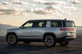 Rivian R1S